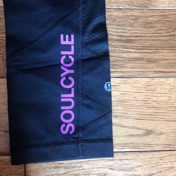 SoulCycle lululemon Crop Run Inspire w/ pockets - Picture 3 of 3